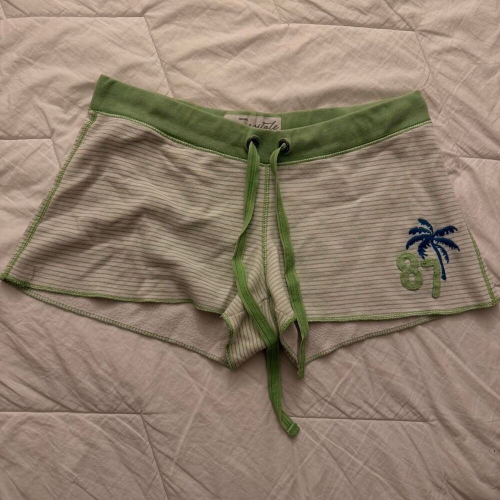 Aeropostale Women's multi Shorts